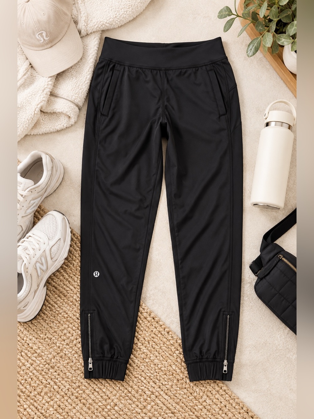 Lululemon Black Athletic Jogger Pants — Women’s Size 8